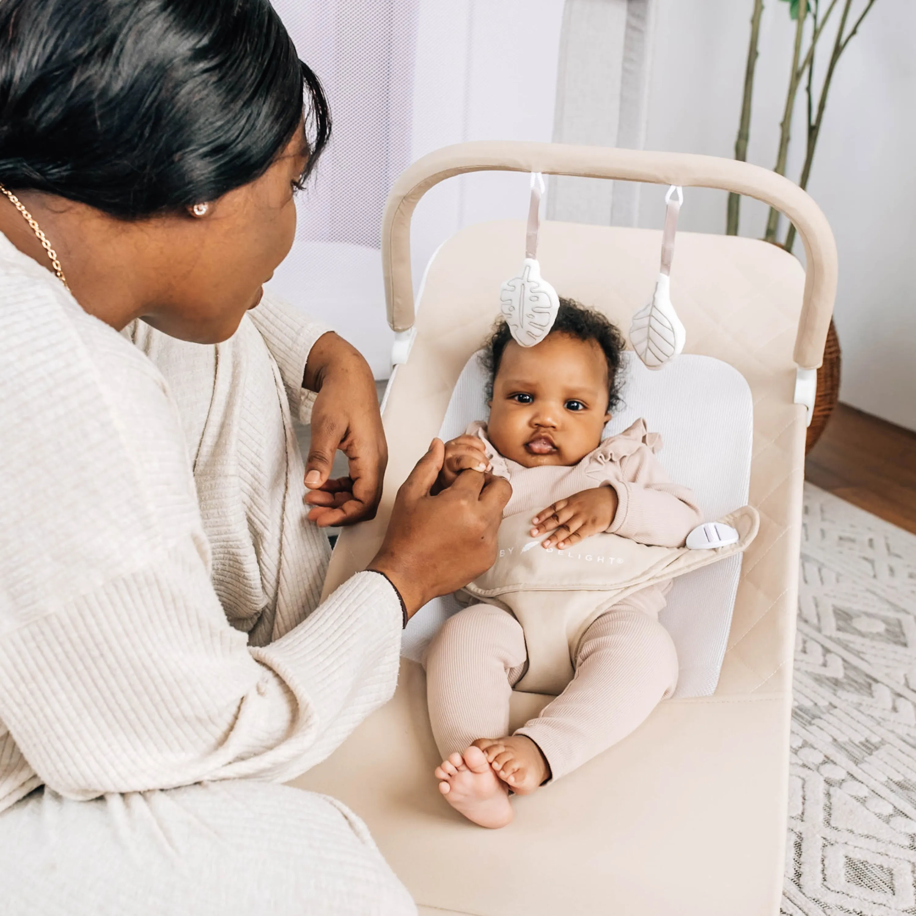 Alpine Organic Deluxe Portable Bouncer - Organic Oat