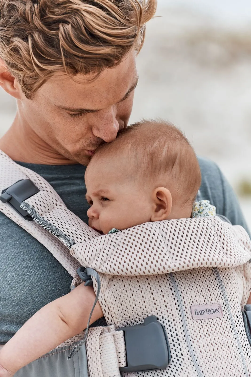 BabyBjörn Baby Carrier One Air - 3D Mesh