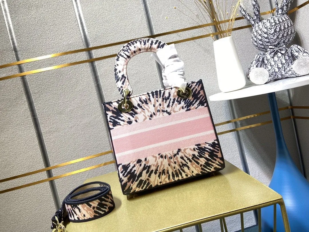 Designer Handbags DR 237