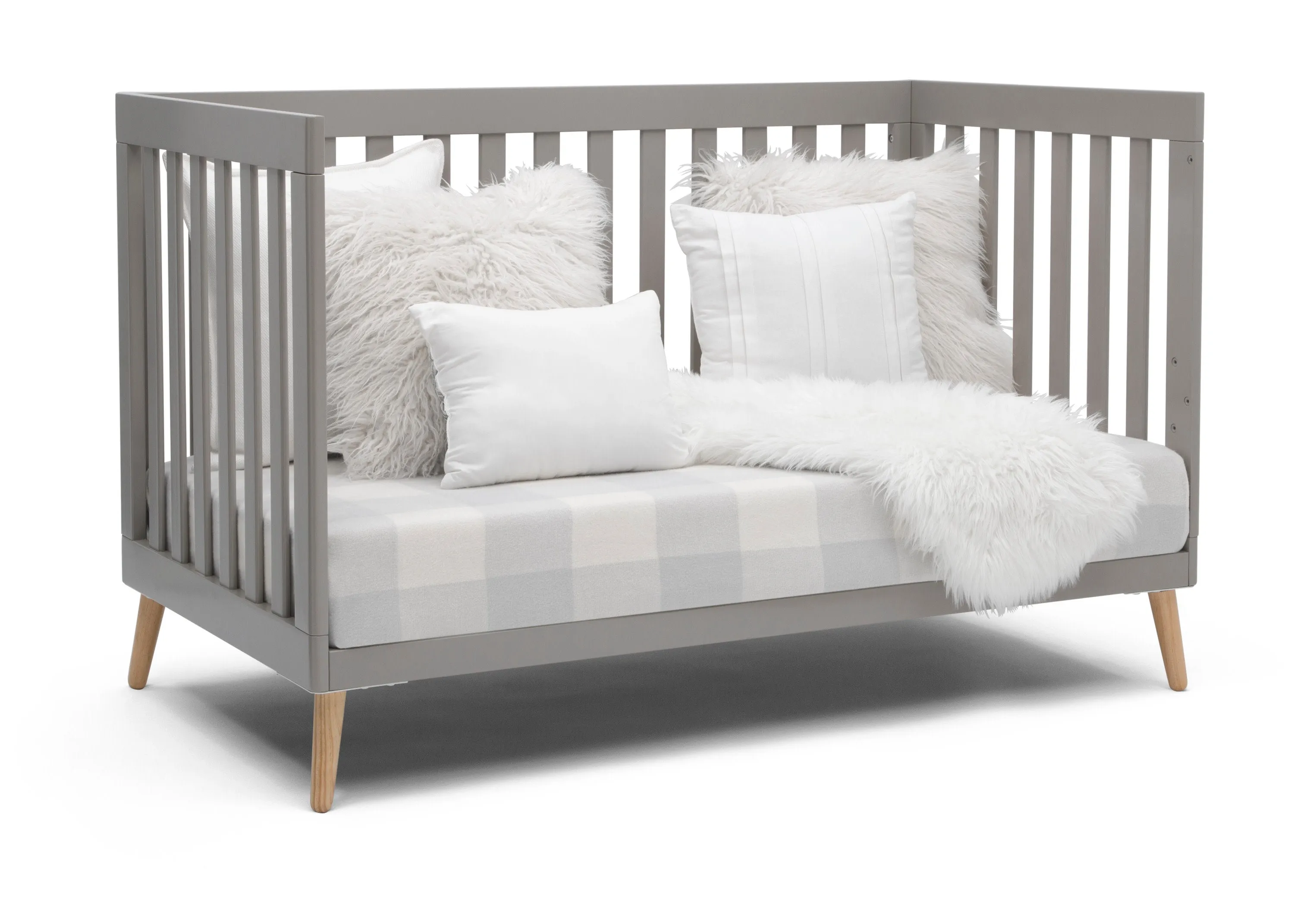 Essex 4-in-1 Convertible Crib