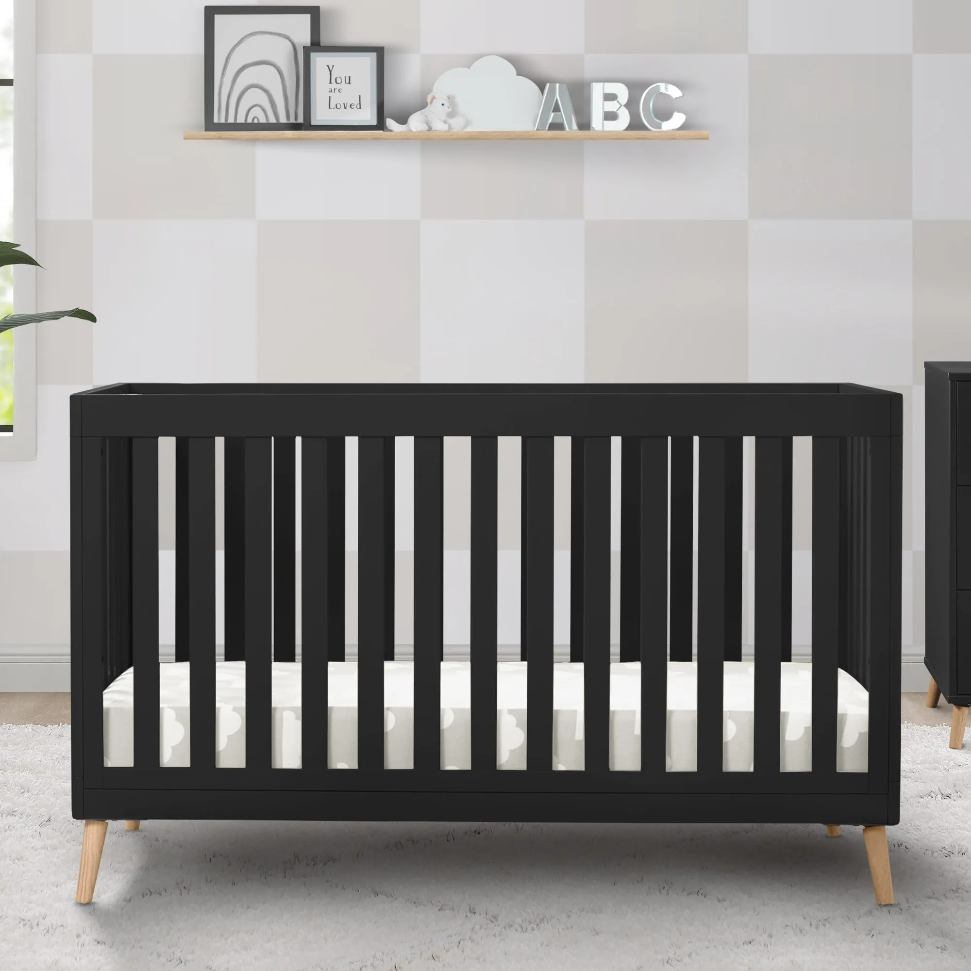 Essex 4-in-1 Convertible Crib