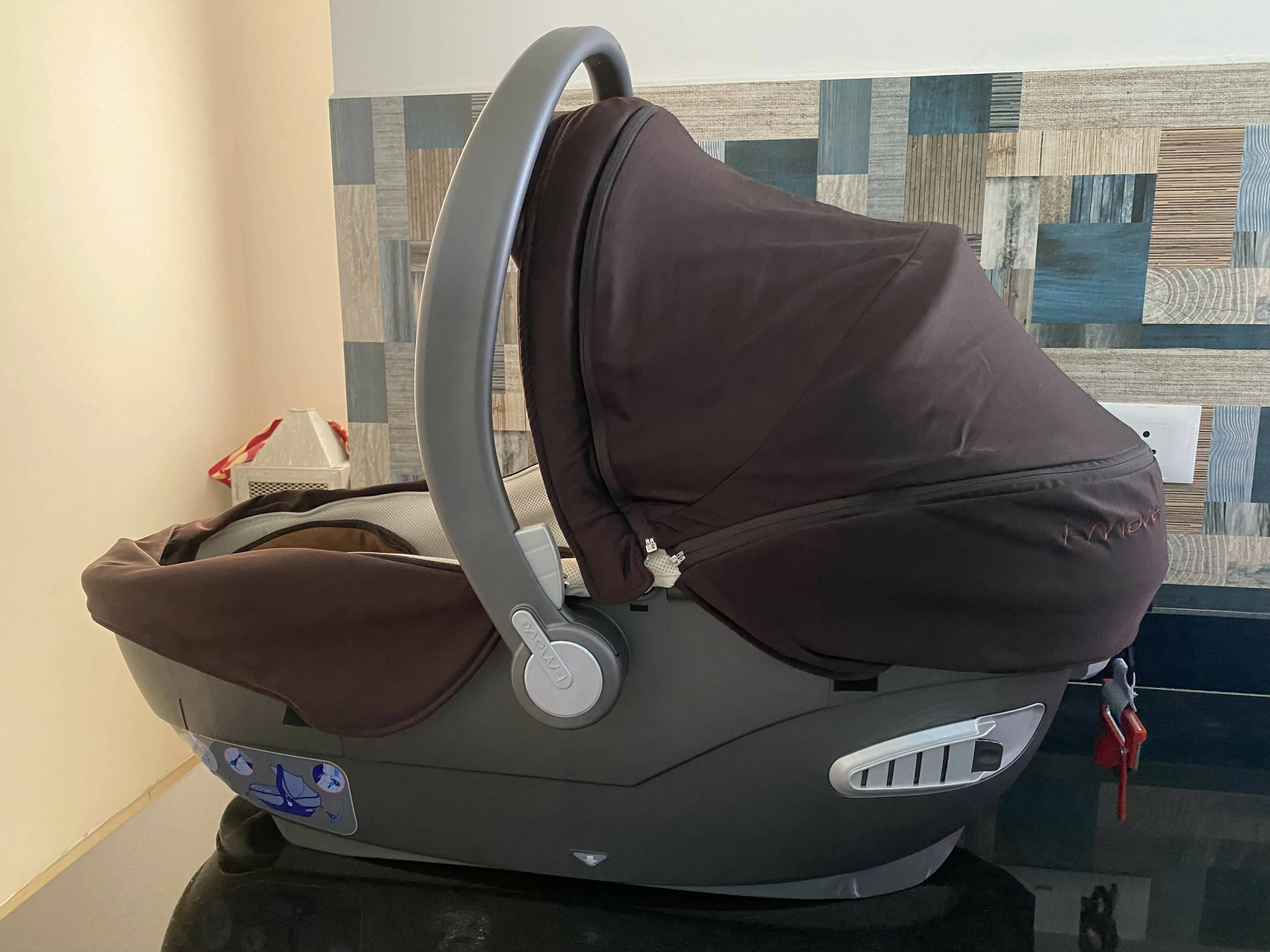 I MOVE baby carrier basket