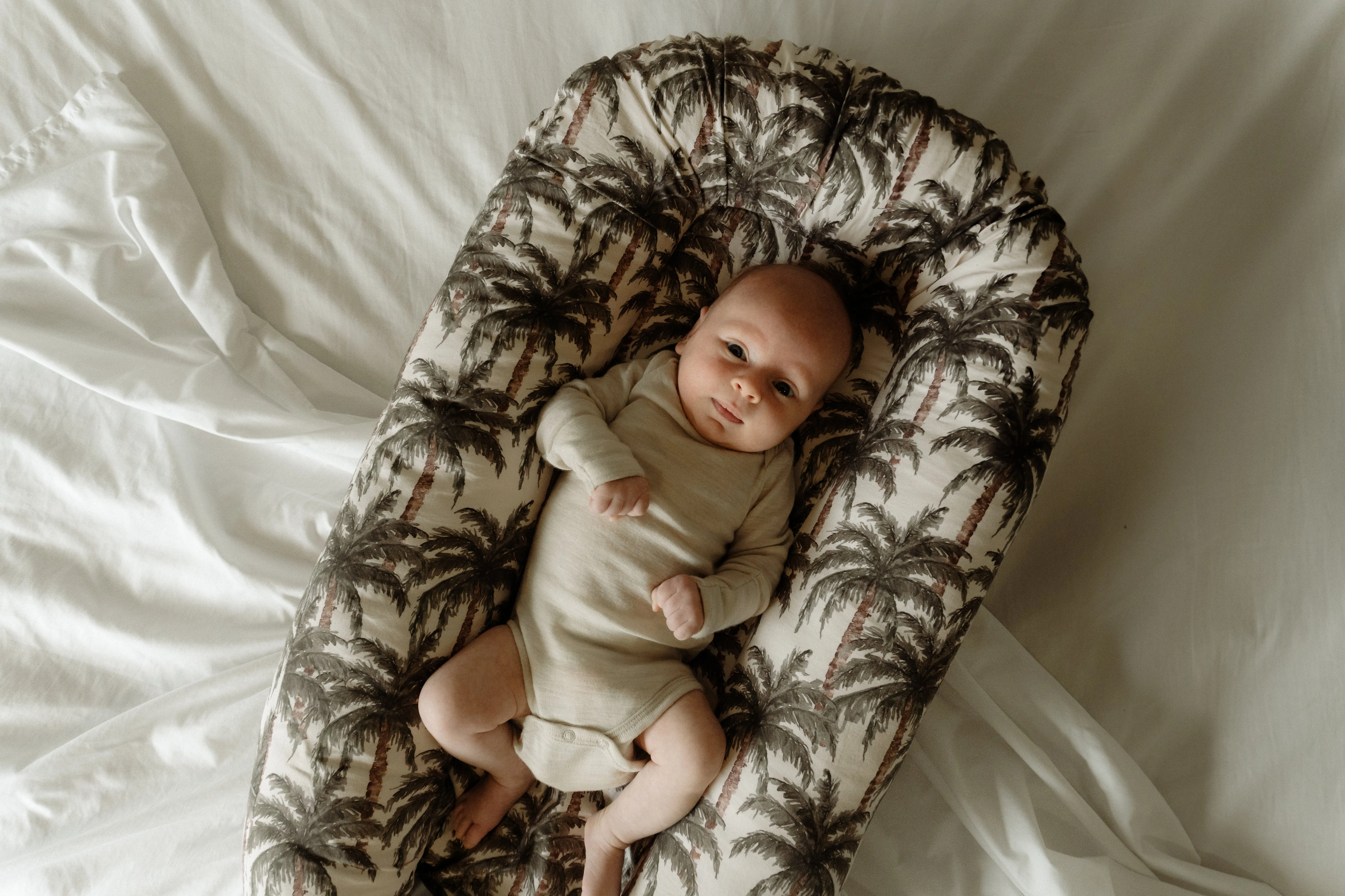 Lilly & Co x Friday Flamingo Palm Print Baby Nest - Limited Edition