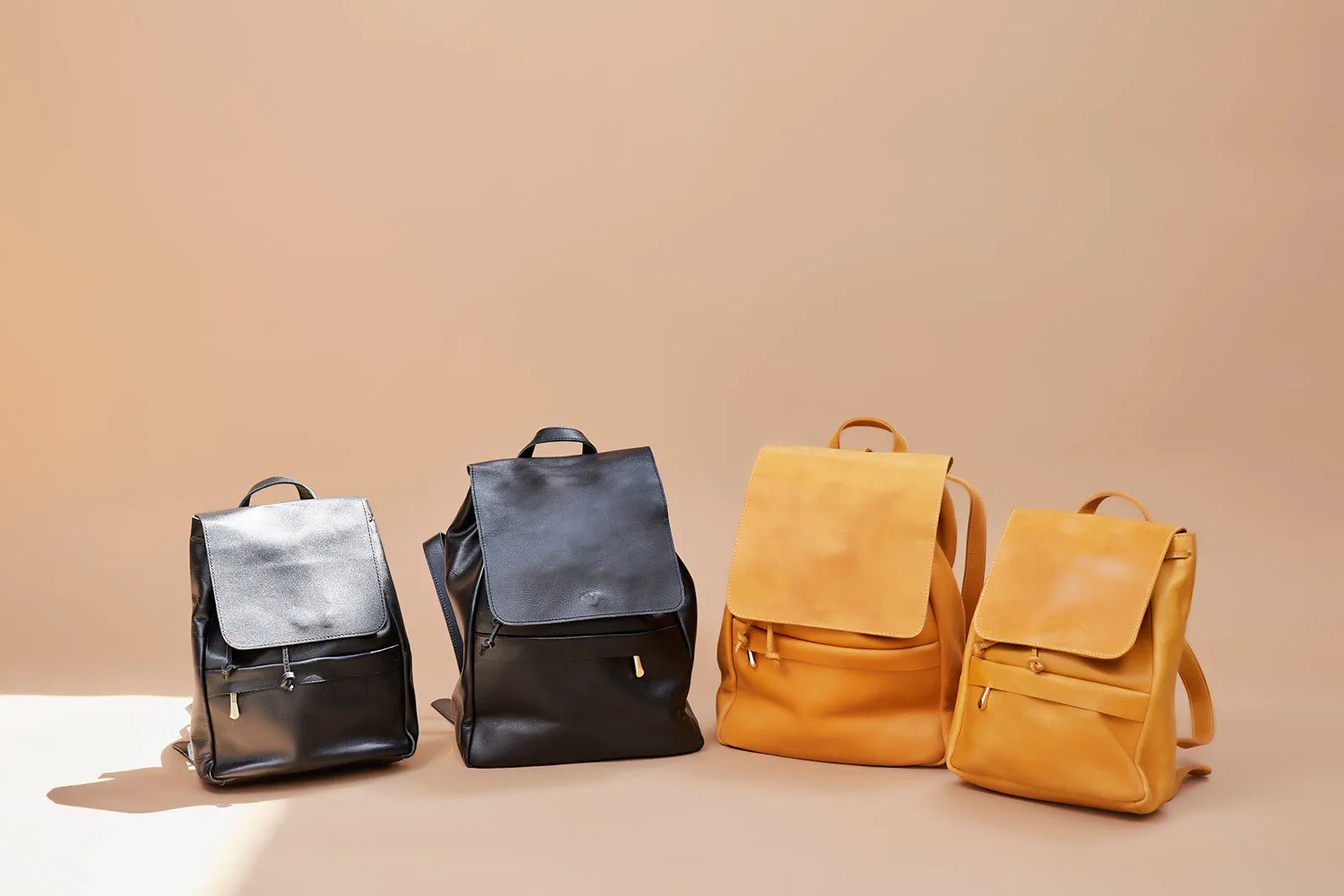 Mini Enku Leather Backpack - Walnut